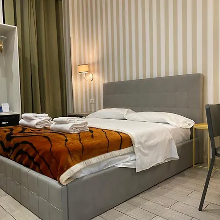 Orange Guest house 2*